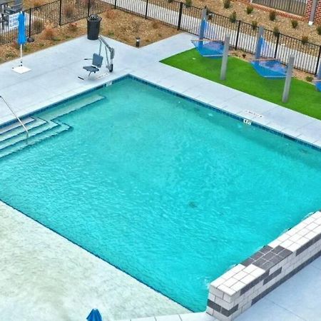 Downtown Augusta Beauty 2 Bed Apt المظهر الخارجي الصورة