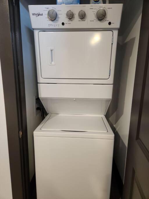 Downtown Augusta Beauty 2 Bed Apt المظهر الخارجي الصورة